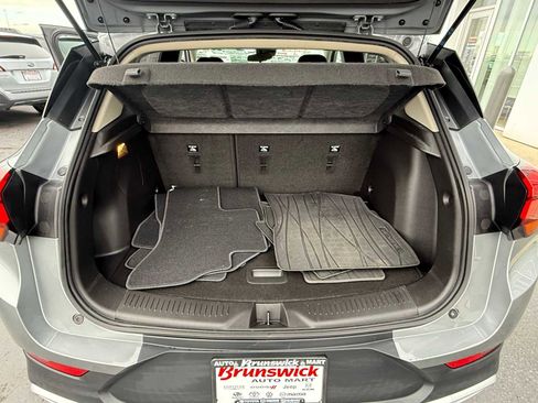 Used 2023 Buick Encore GX Preferred w/ Cold Weather Comfort Package image 30