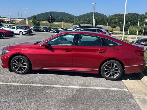 Used 2021 Honda Accord EX-L image 2