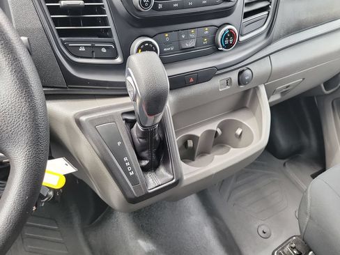 Used 2025 Ford Transit 250 Low Roof w/ Exterior Upgrade Package RWD image 18