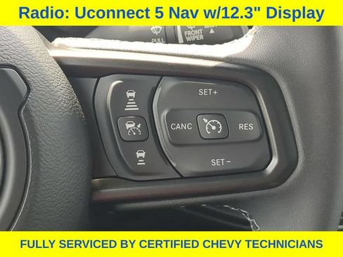 Used 2025 Jeep Gladiator Mojave AWD/4WD image 28