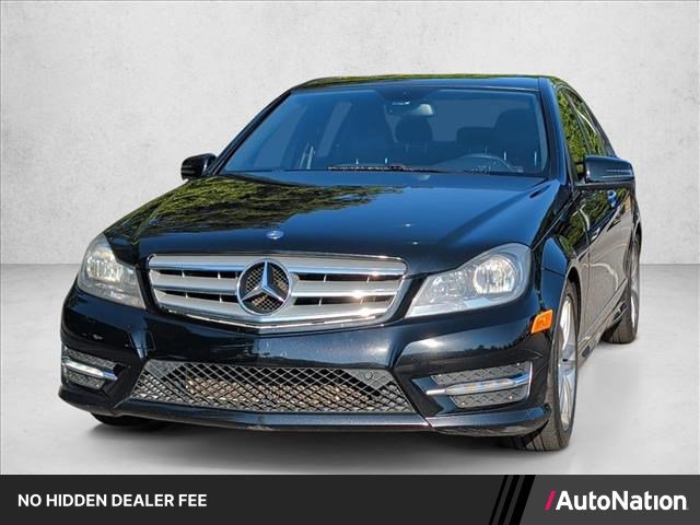 Used 2013 Mercedes-Benz C 300 4MATIC Sedan image 1