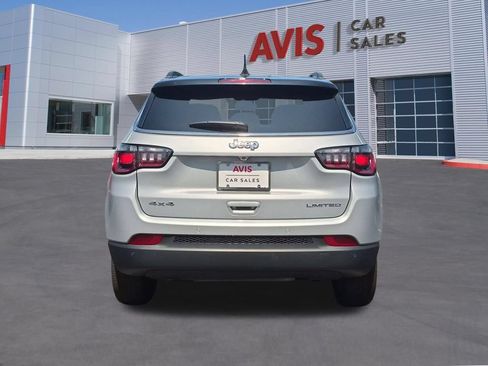 Used 2025 Jeep Compass Limited AWD/4WD image 7