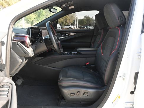 Used 2024 Chevrolet Blazer EV RS image 18