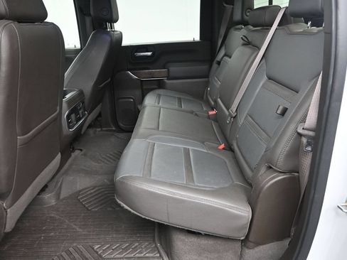 Used 2020 GMC Sierra 2500 Denali w/ Denali Ultimate Package AWD/4WD image 29