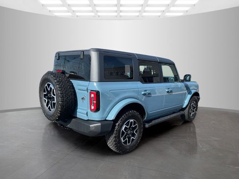 Used 2023 Ford Bronco Outer Banks image 4