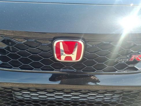 Used 2025 Honda Civic Type R image 9