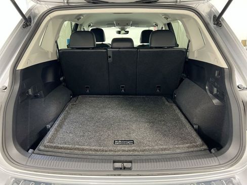 Used 2023 Volkswagen Tiguan SE image 23