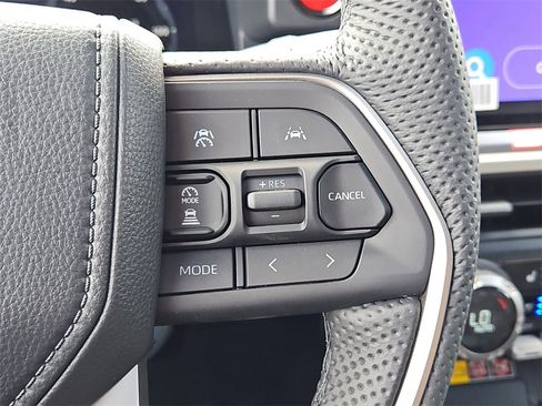 New 2025 Toyota Tacoma TRD Off-Road image 18