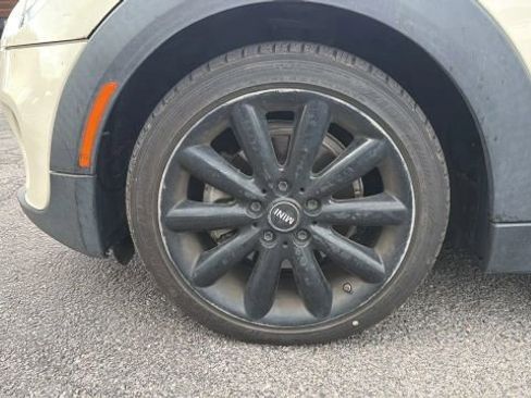Used 2015 MINI Cooper 2-Door Hardtop FWD image 9