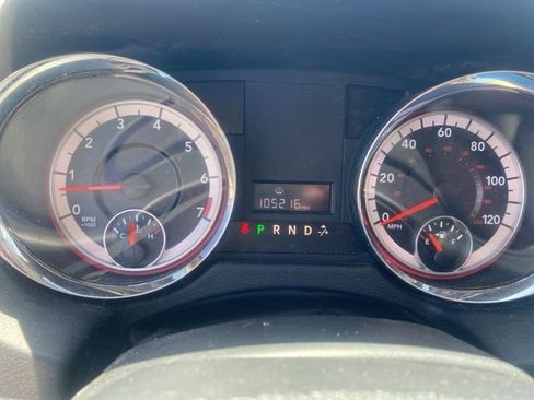 Used 2018 Dodge Grand Caravan SE w/ UConnect Hands-Free Group FWD image 18