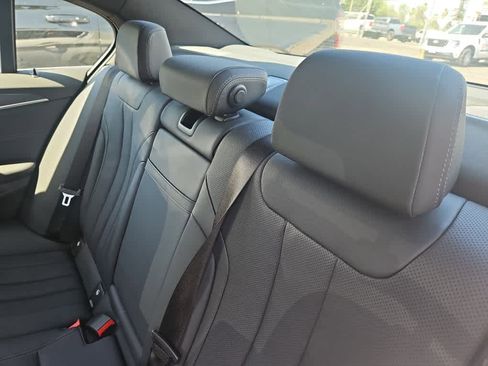 Used 2023 BMW 530e xDrive w/ Premium Package AWD/4WD image 12
