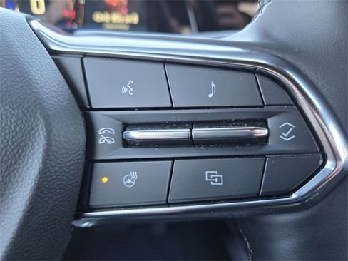 Used 2025 Chevrolet Equinox LT image 26