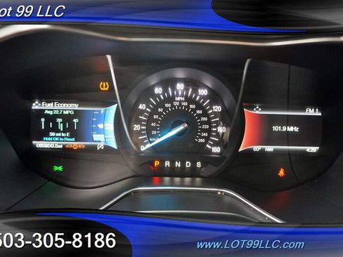 Used 2017 Ford Fusion SE w/ Fusion SE Technology Package FWD image 20