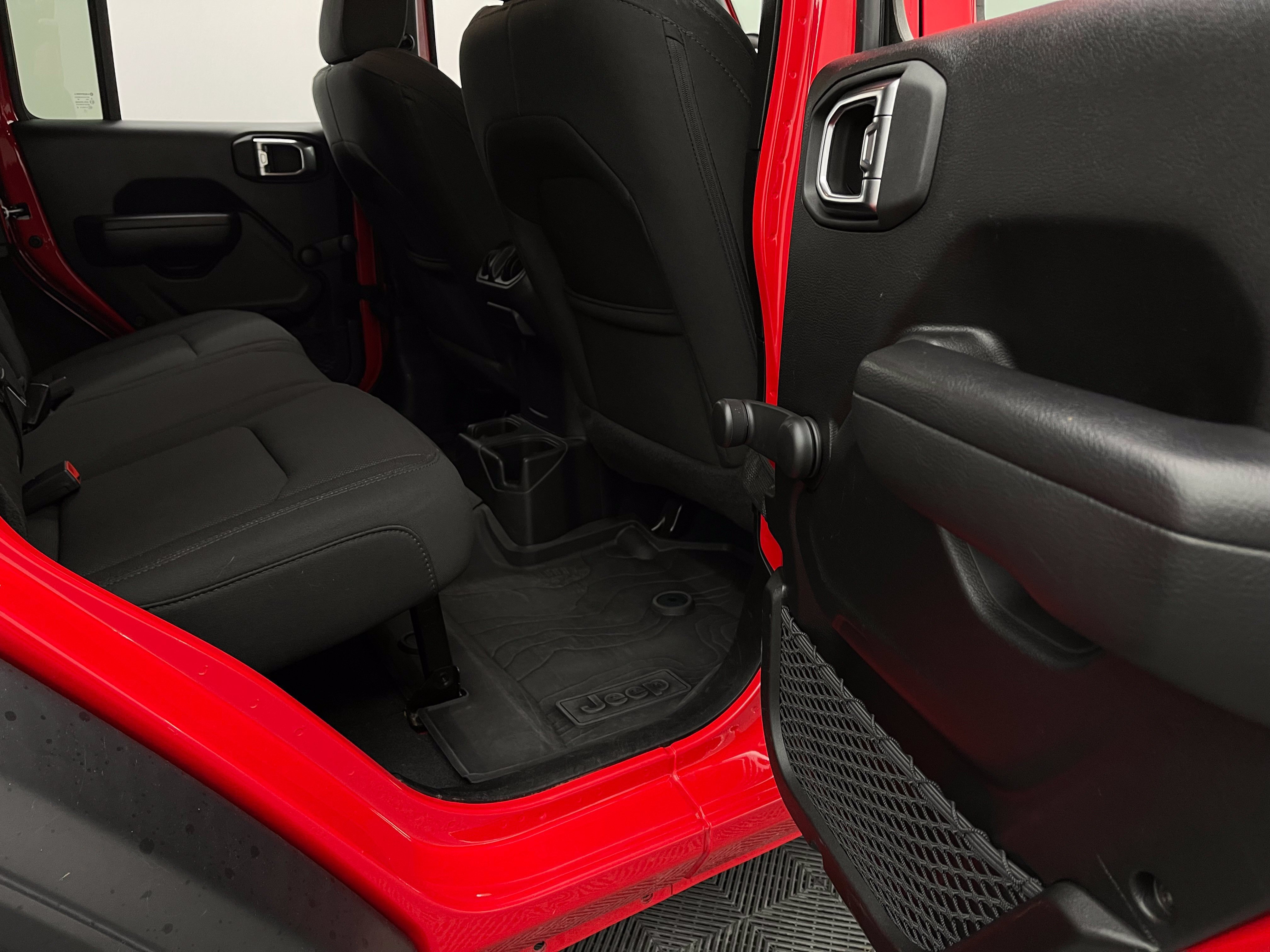 Used 2022 Jeep Wrangler Unlimited Sport AWD/4WD image 34