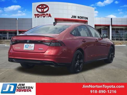 Used 2024 Honda Accord Sport image 7