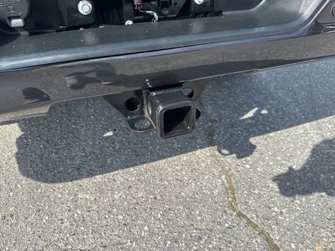 Used 2020 GMC Sierra 1500 Elevation w/ Elevation Value Package image 28