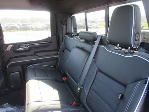 New 2026 GMC Sierra 1500 AT4X AWD/4WD image 15