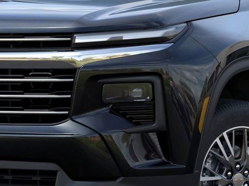 New 2026 Chevrolet Traverse LT image 11