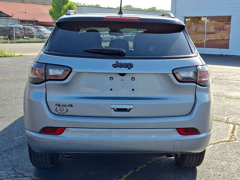 Used 2023 Jeep Compass High Altitude AWD/4WD image 23