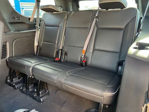 Certified 2023 Chevrolet Suburban Premier AWD/4WD image 25