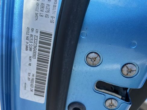 Used 2016 Dodge Challenger SRT Hellcat image 32