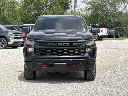 Used 2023 Chevrolet Silverado 1500 Custom Trail Boss AWD/4WD image 2