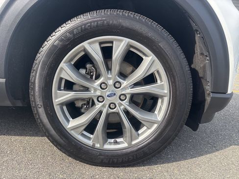 Certified 2023 Ford Explorer Limited w/ Limited Technology Package AWD/4WD image 57
