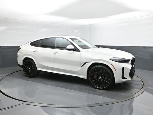 New 2026 BMW X6 xDrive40i image 17