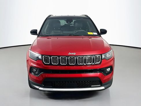 Used 2025 Jeep Compass Limited AWD/4WD image 2