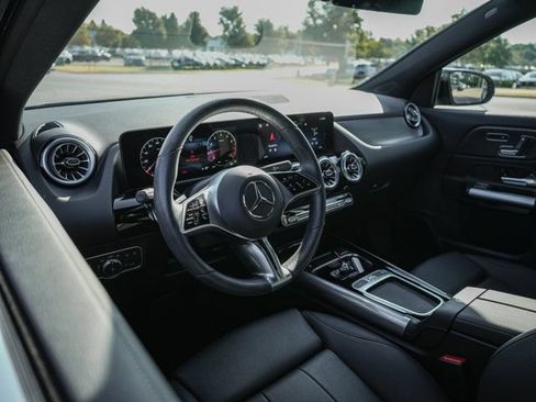 Certified 2025 Mercedes-Benz GLA 250 4MATIC image 16