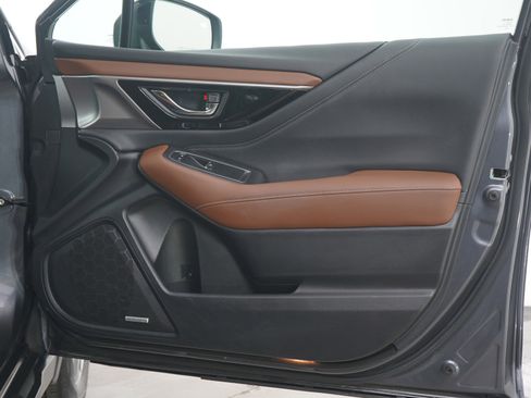 Used 2022 Subaru Outback Touring XT image 12