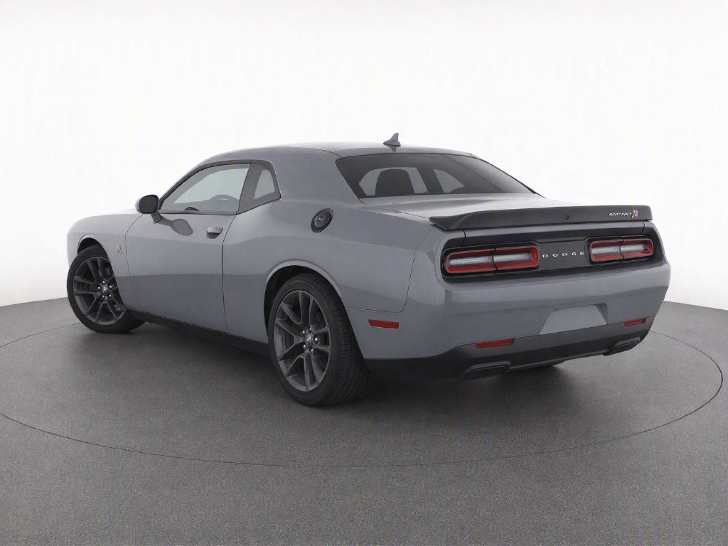 Used 2023 Dodge Challenger R/T Scat Pack RWD image 3