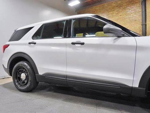 Used 2021 Ford Explorer 4WD Police Interceptor image 9