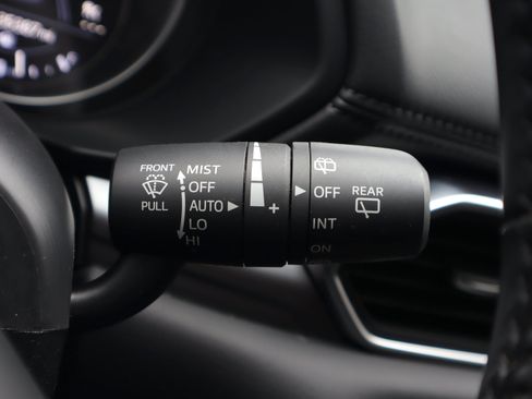 Used 2021 MAZDA CX-5 Touring image 17