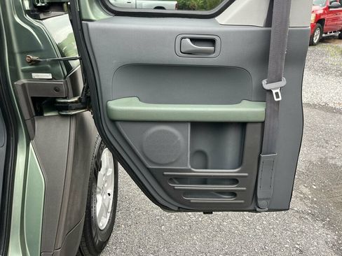 Used 2004 Honda Element EX image 22