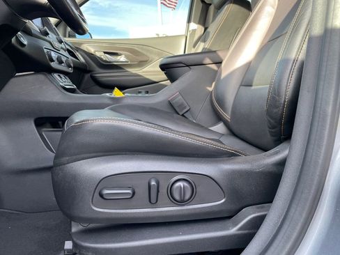 Used 2019 GMC Terrain SLT w/ Preferred Package image 18