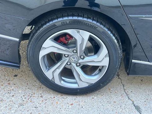 Used 2018 Honda Accord EX-L image 33