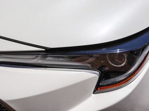 Used 2021 Toyota Corolla LE FWD image 6