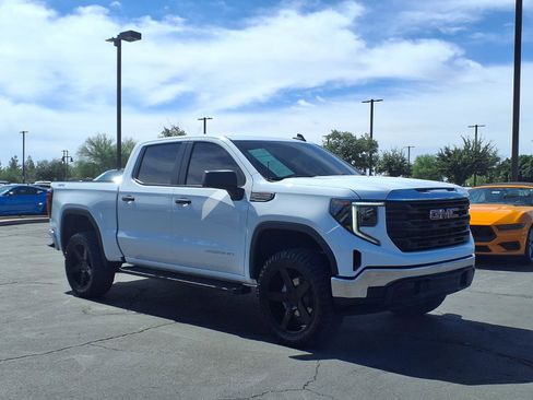Used 2024 GMC Sierra 1500 Pro AWD/4WD image 8