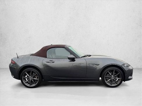Used 2018 MAZDA MX-5 Miata Grand Touring image 4