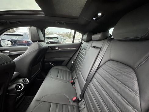 Used 2022 Alfa Romeo Stelvio Quadrifoglio w/ Active Assist Plus Package image 11