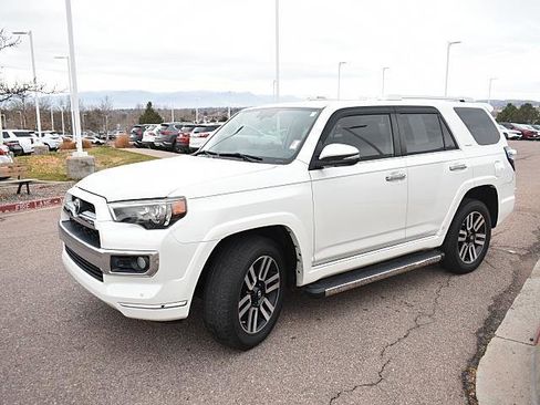 Used 2018 Toyota 4Runner Limited image 3