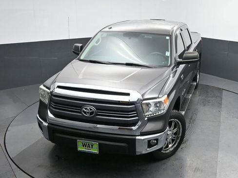 Used 2014 Toyota Tundra SR5 w/ SR5 Upgrade Package image 35
