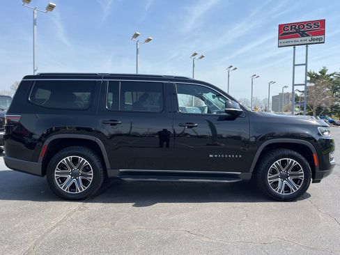 Used 2022 Jeep Wagoneer Series III image 53