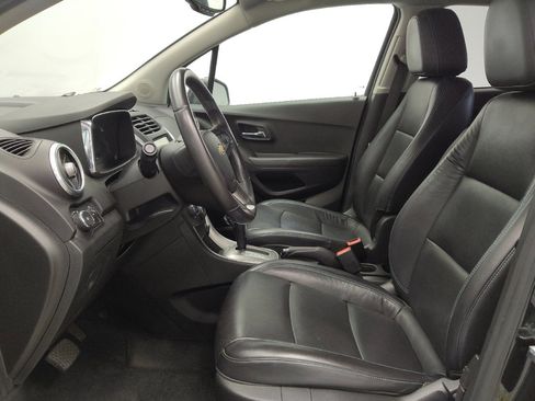 Used 2015 Chevrolet Trax LTZ FWD image 17