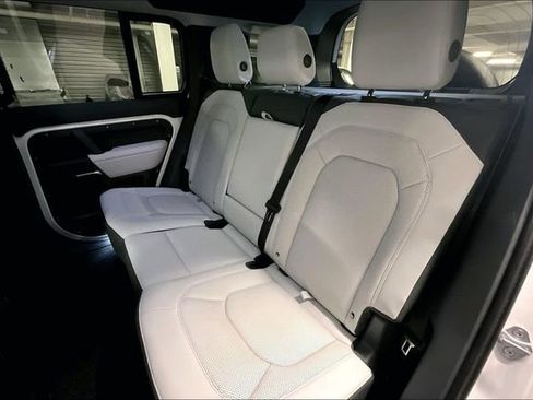 Certified 2025 Land Rover Defender 110 S image 17