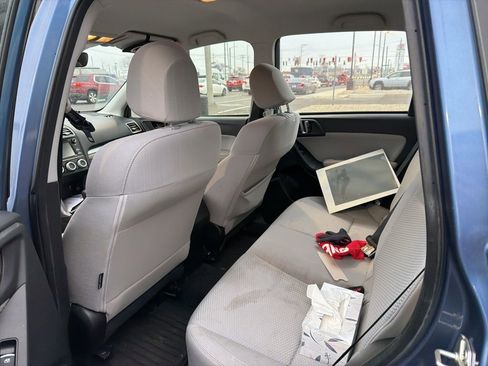 Used 2018 Subaru Forester 2.5i w/ Alloy Wheel Package image 6