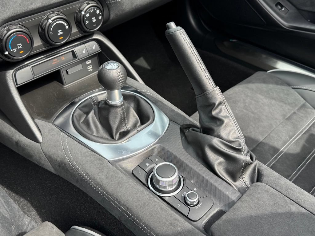 New 2026 MAZDA MX-5 Miata Club w/ Brembo/BBS/Recaro Package RWD image 15
