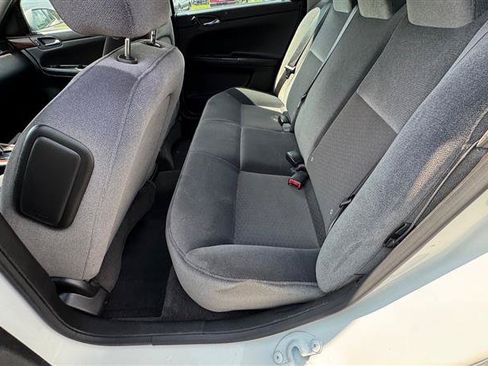 Used 2009 Chevrolet Impala LS FWD image 34