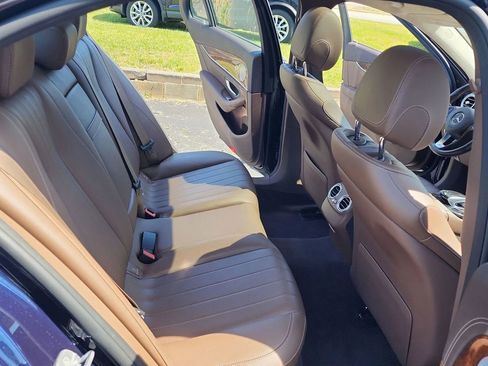 Used 2018 Mercedes-Benz E 300 4MATIC image 20